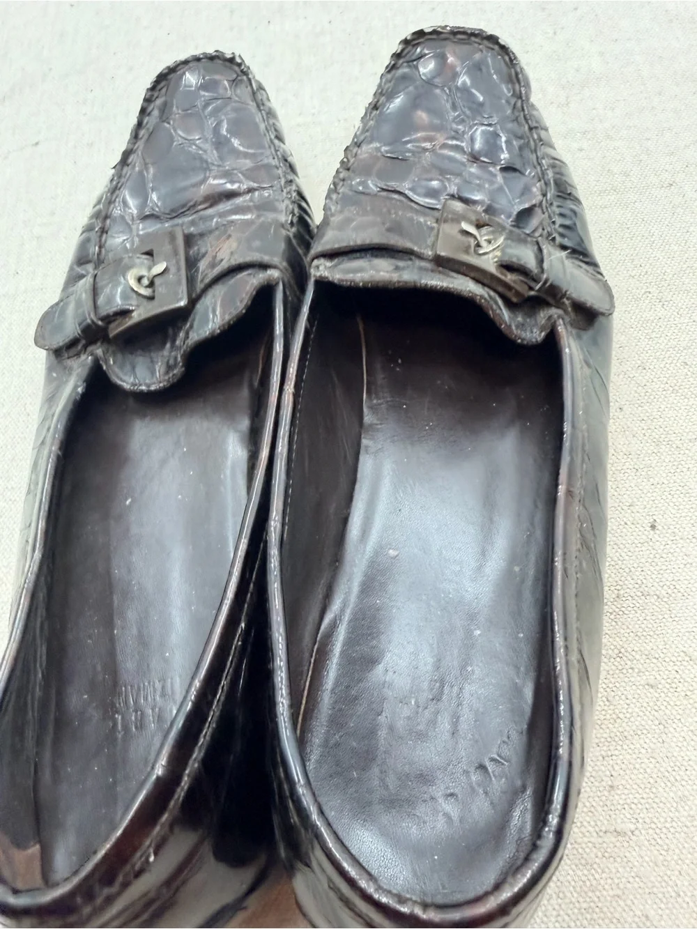 Stuart Weitzman Brown Croc-Embossed Leather Loafers with Buckle